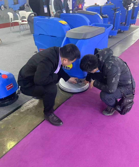 怀柔小型电动洗地机是否适合用于环卫保洁